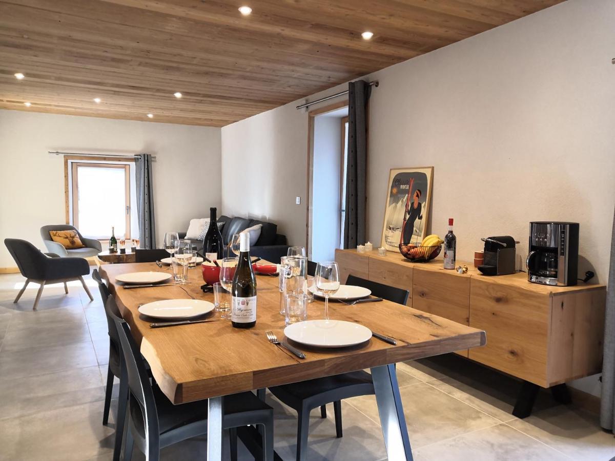 Chez Leon, Jacuzzi Et Sauna Des Le 1Er Septembre 2025 Samoëns Esterno foto