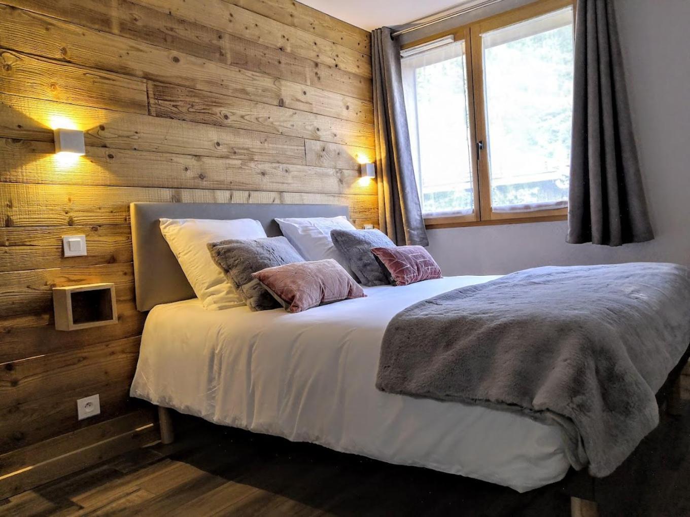 Chez Leon, Jacuzzi Et Sauna Des Le 1Er Septembre 2025 Samoëns Esterno foto
